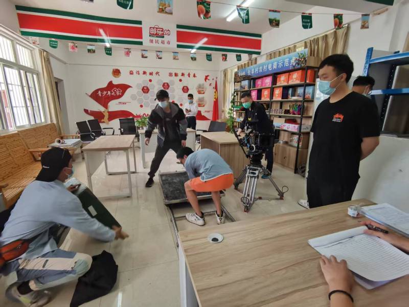 塔河县广告片拍摄公司：极简主义践行者，少即是多的视觉哲学